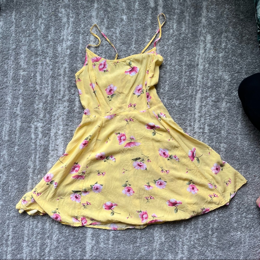 Yellow sundress